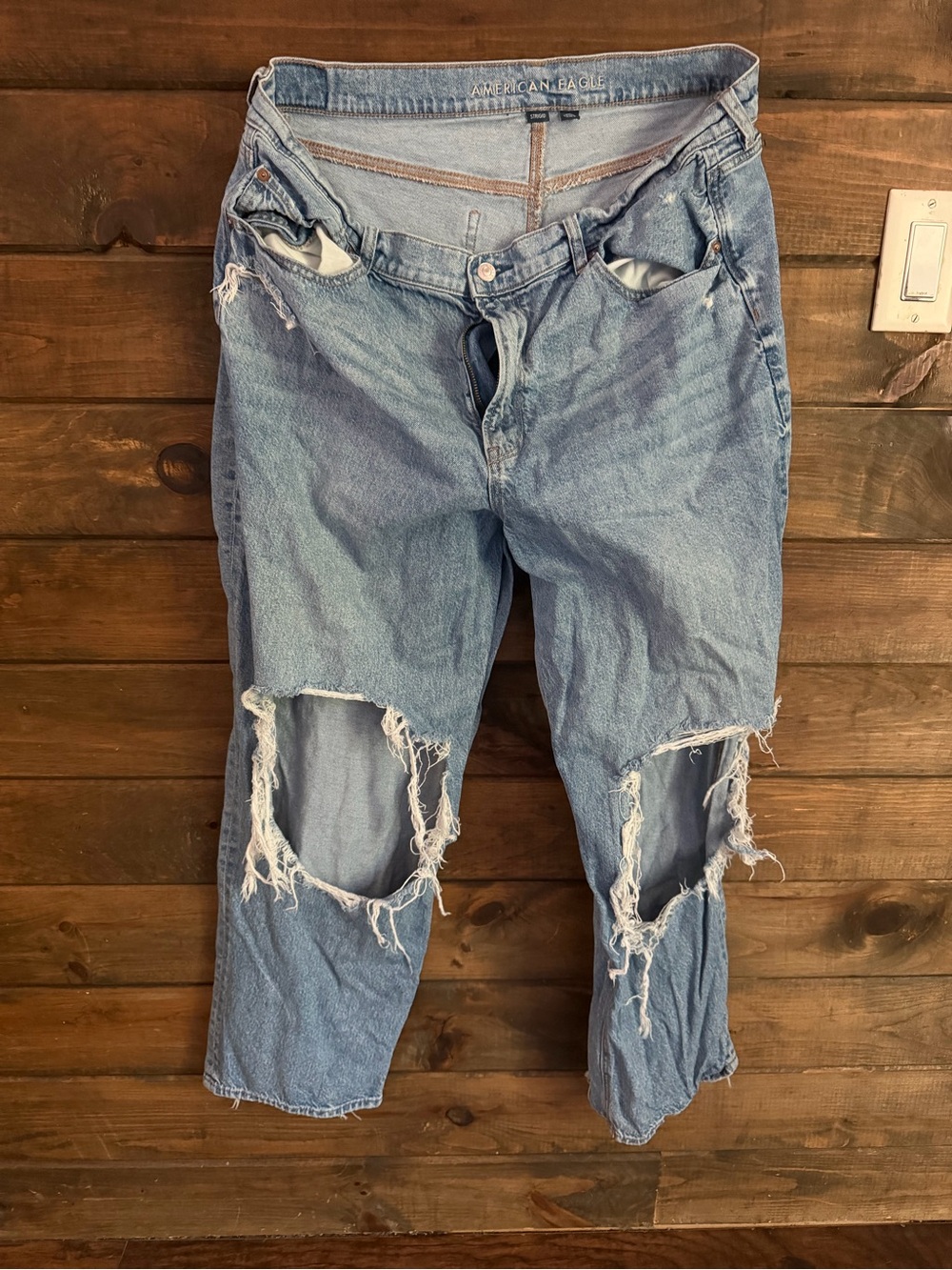 American Eagle Outfitters Light Blue Distressed Boyfriend Jeans